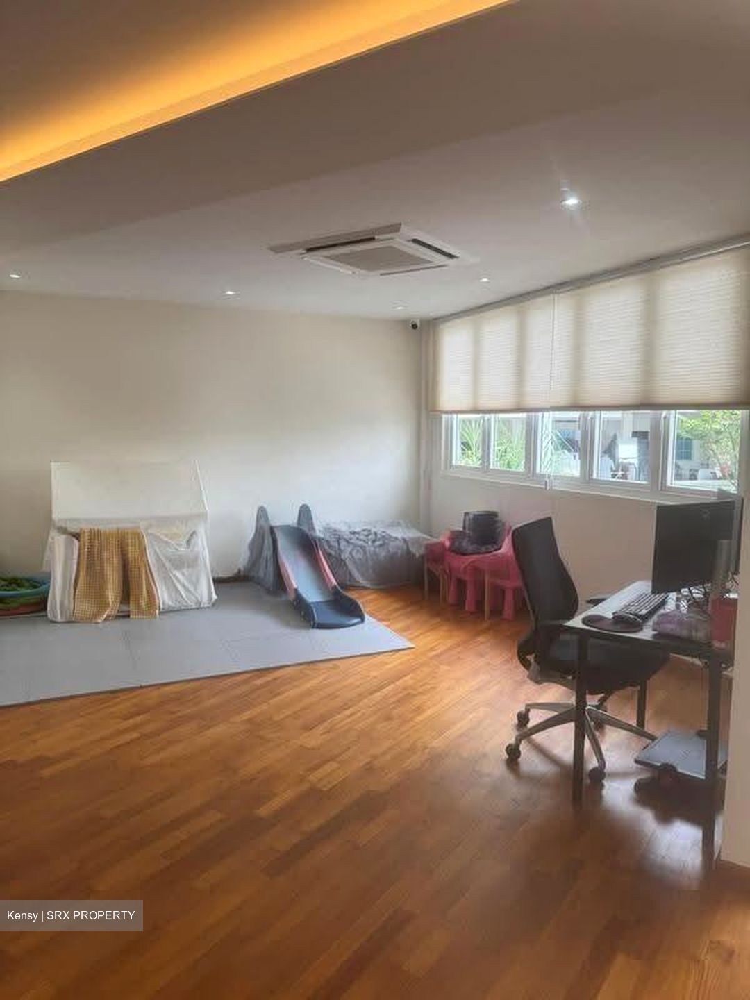 Sennett Drive (D16), Semi-Detached #630288981